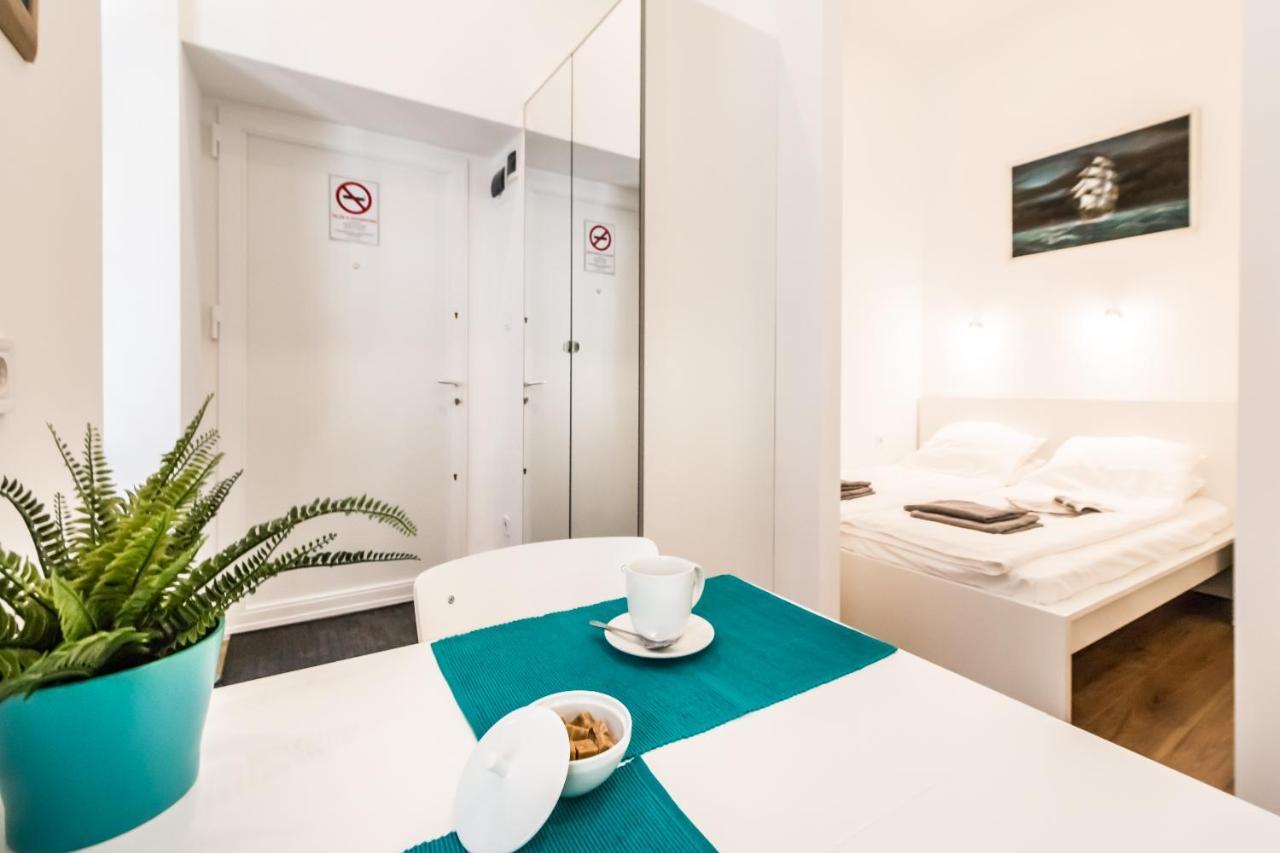 Cosy Studios In The Heart Of The City Будапеща Екстериор снимка