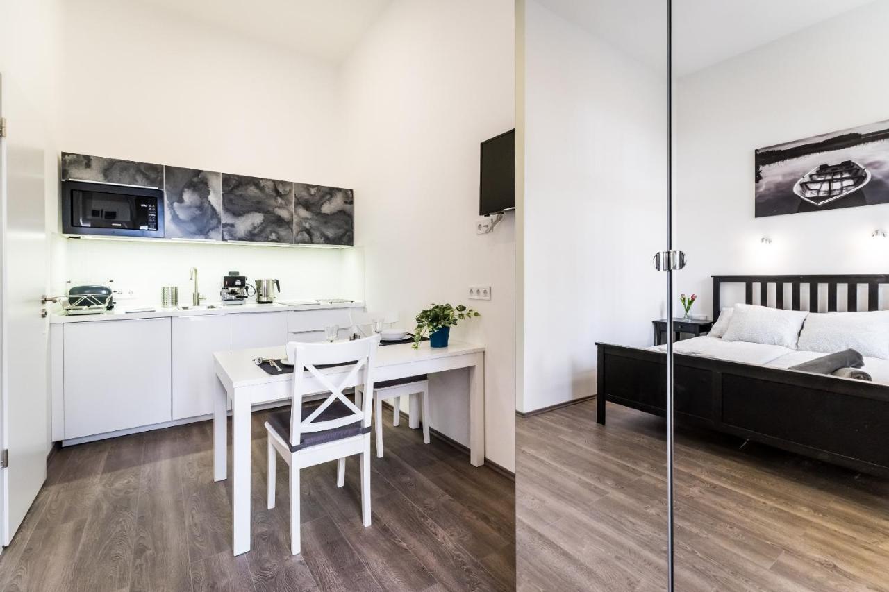 Cosy Studios In The Heart Of The City Будапеща Екстериор снимка