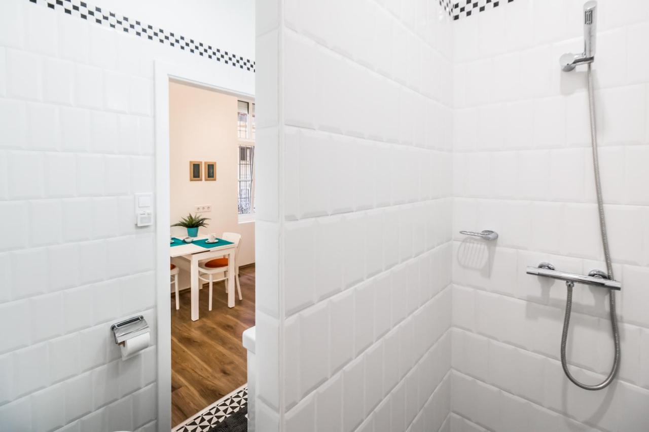 Cosy Studios In The Heart Of The City Будапеща Екстериор снимка