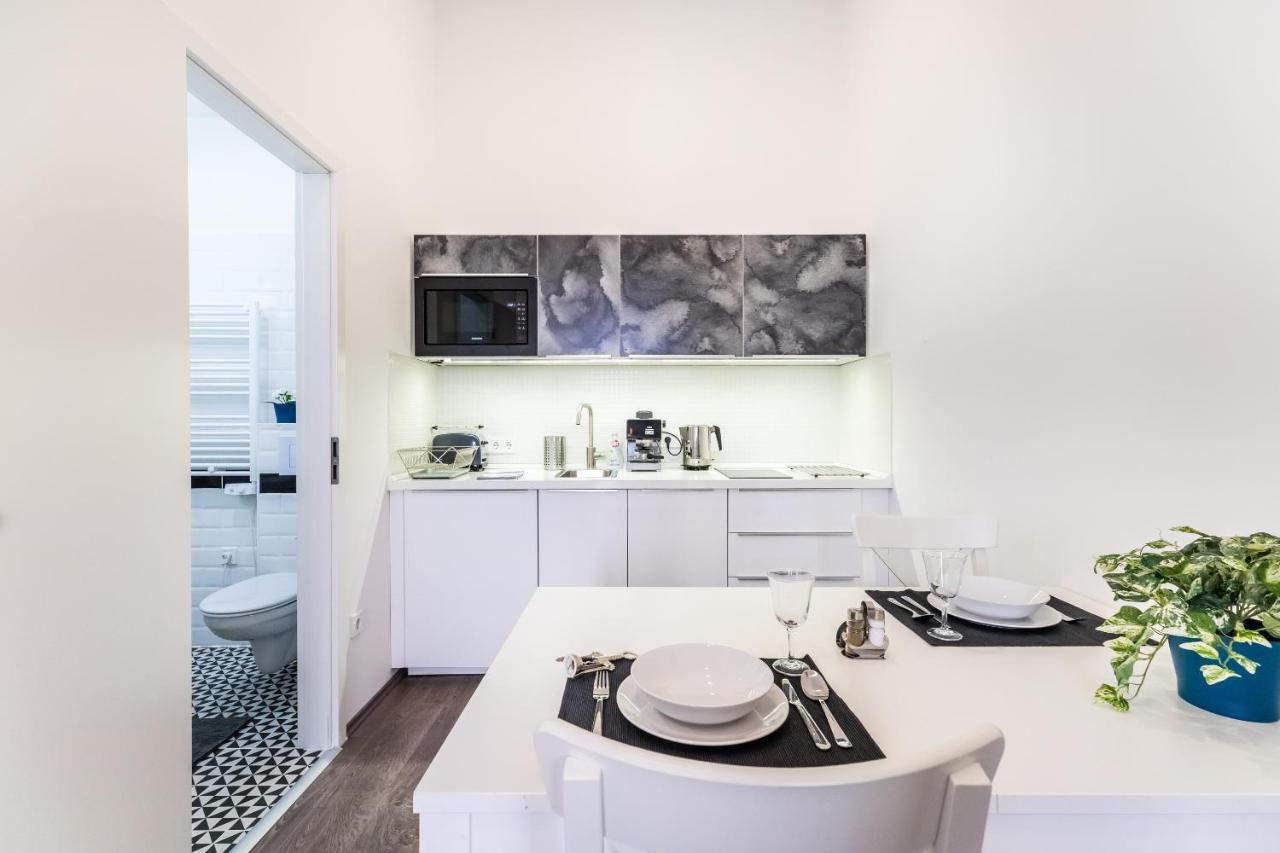 Cosy Studios In The Heart Of The City Будапеща Екстериор снимка