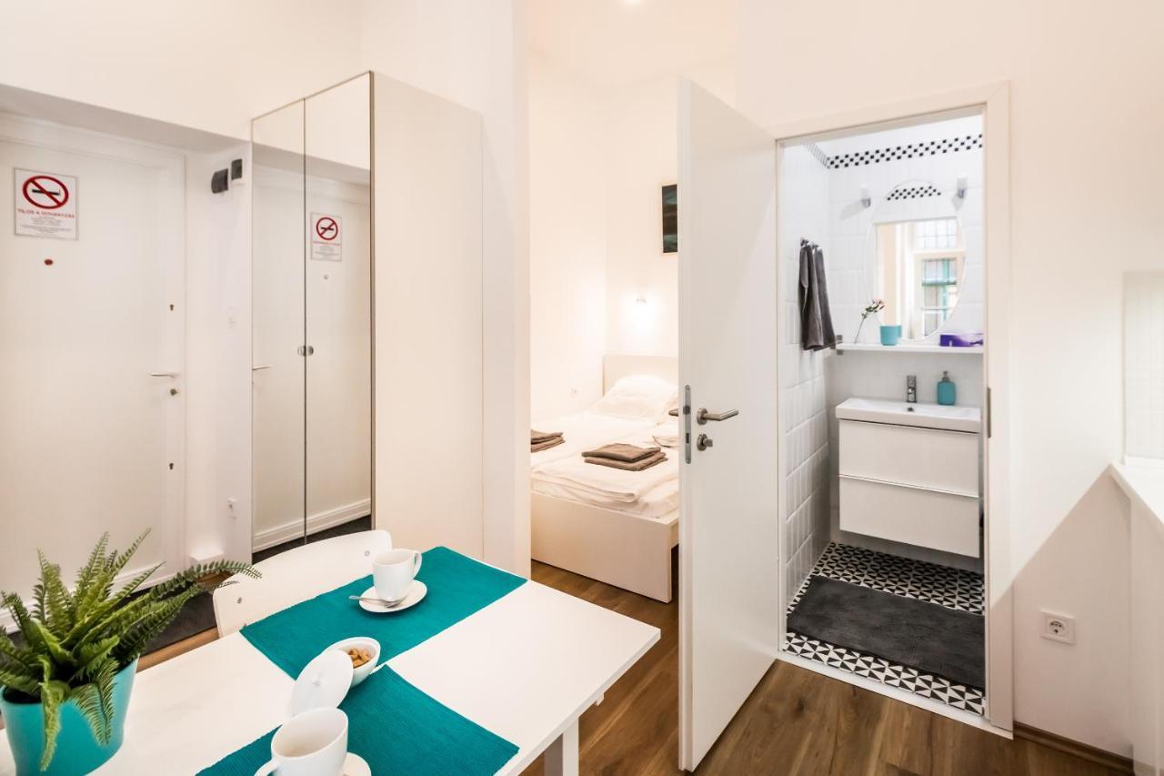 Cosy Studios In The Heart Of The City Будапеща Екстериор снимка
