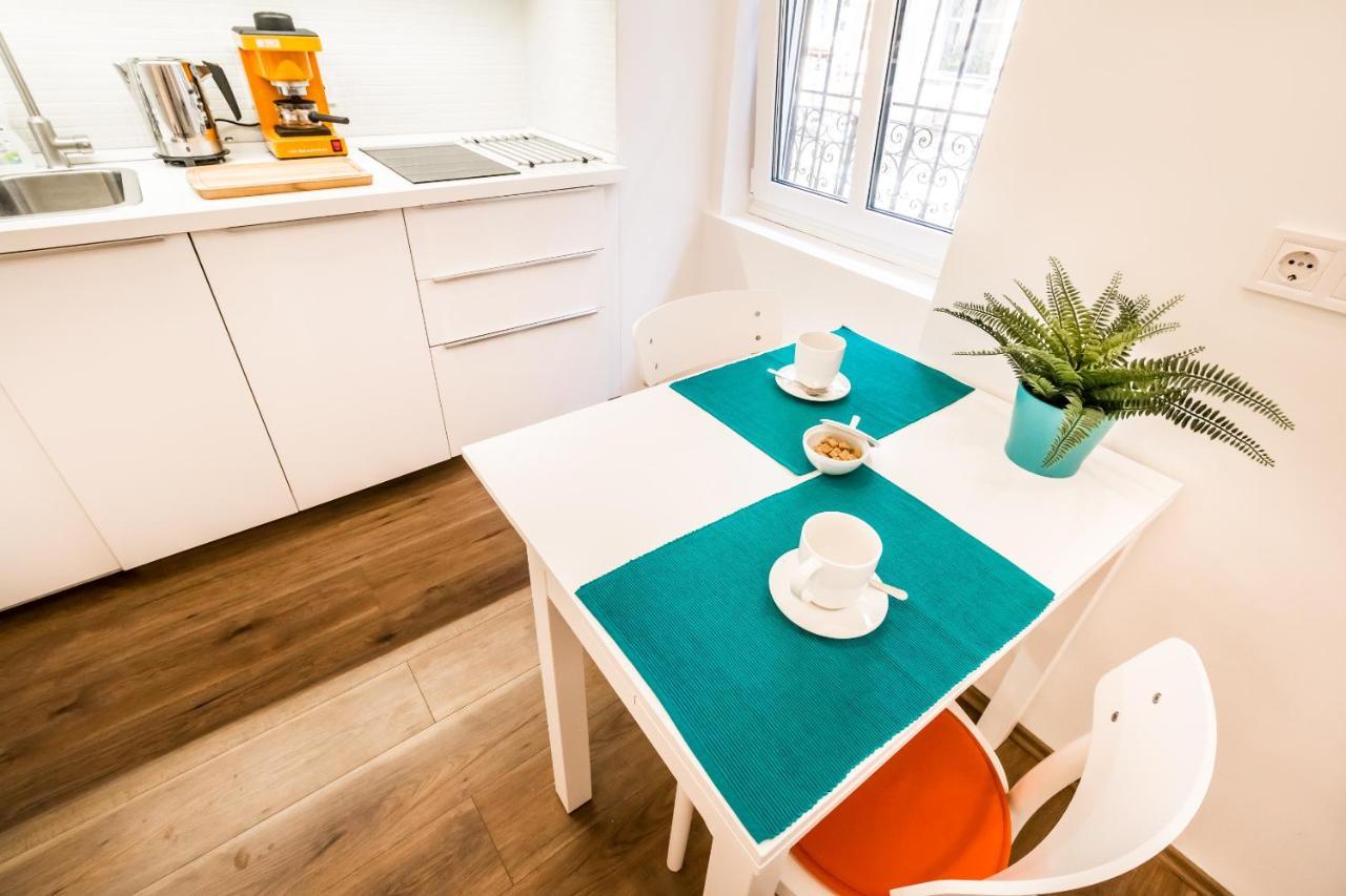 Cosy Studios In The Heart Of The City Будапеща Екстериор снимка